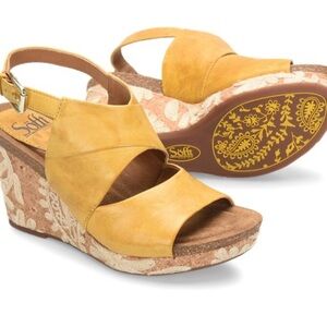 Sofft Yellow Leather Floral Embroidered Wedge Sandals Size 11 Brand New